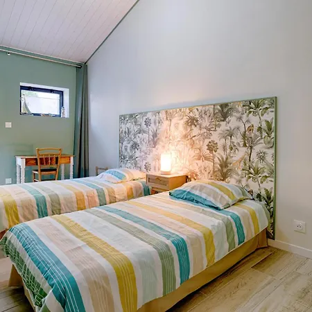 2 Bedroom Beautiful In Saint-pierre-doleron