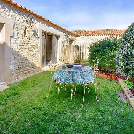 Holiday home 2 Bedroom Beautiful In Saint-pierre-doleron Saint-Pierre-d'Oleron