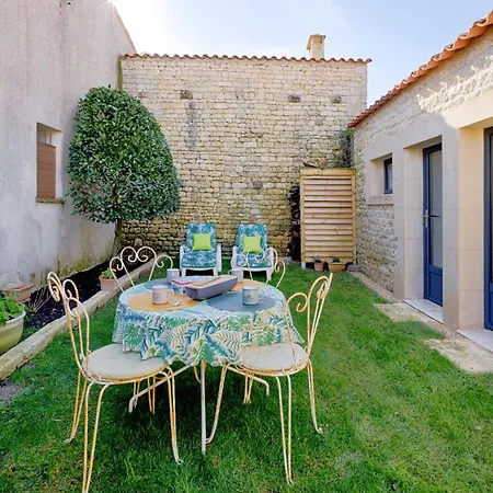 2 Bedroom Beautiful In Saint-pierre-doleron *
